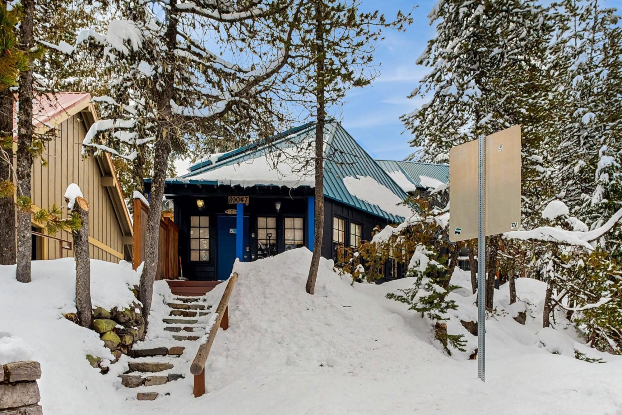 Flying Stag: Main Lodge กัฟเวิร์นเมนท์แคมป์ ภายนอก รูปภาพ